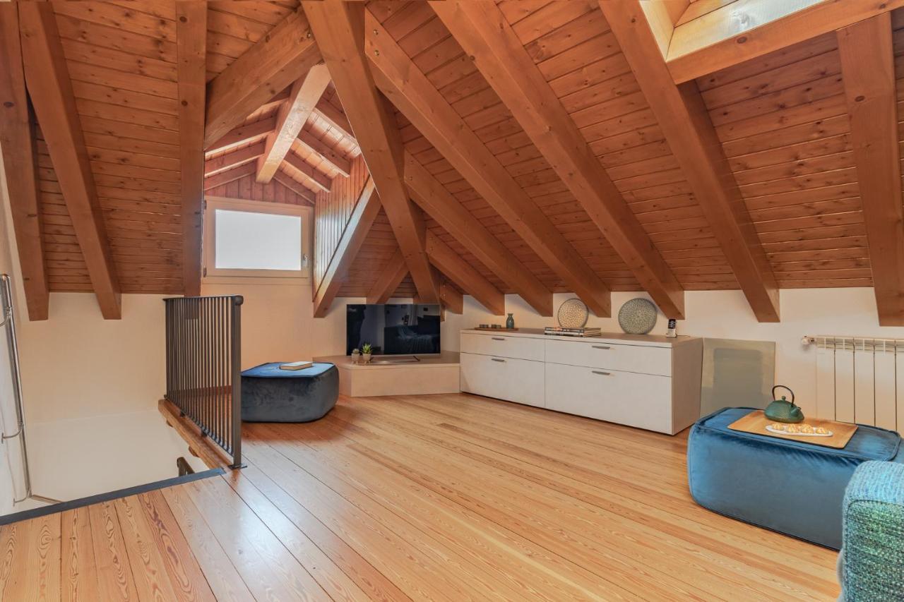 Casa Del Borgo "Aria & Acqua" Sul Lago Maggiore Maccagno 外观 照片