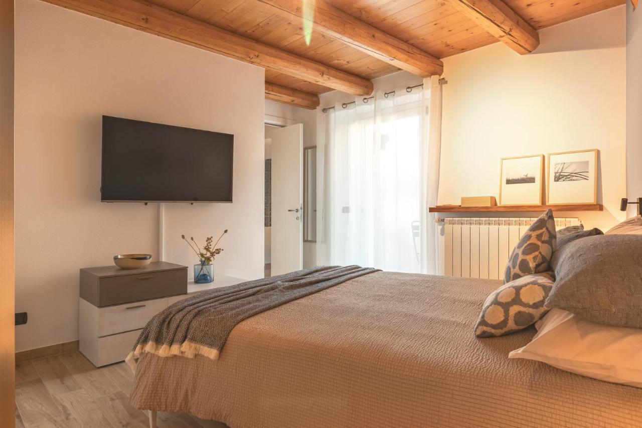 Casa Del Borgo "Aria & Acqua" Sul Lago Maggiore Maccagno 外观 照片