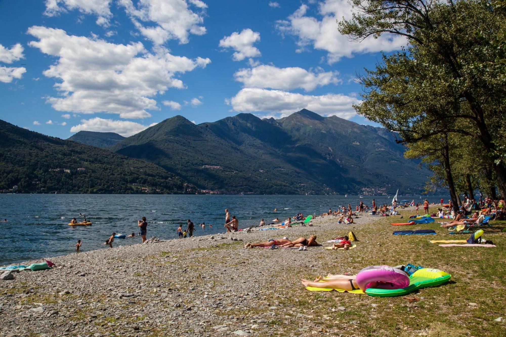 Casa Del Borgo "Aria & Acqua" Sul Lago Maggiore Maccagno 外观 照片