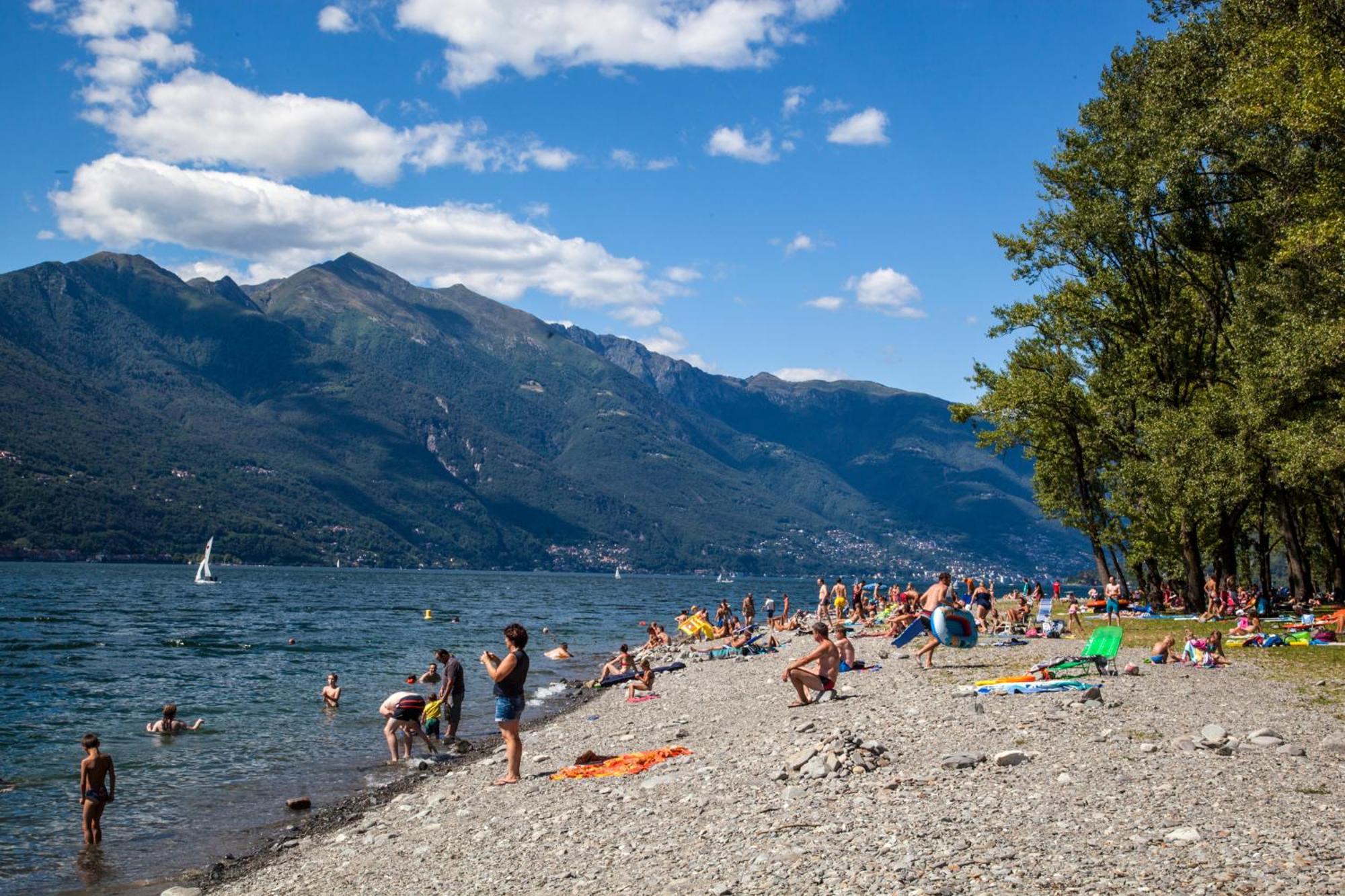 Casa Del Borgo "Aria & Acqua" Sul Lago Maggiore Maccagno 外观 照片