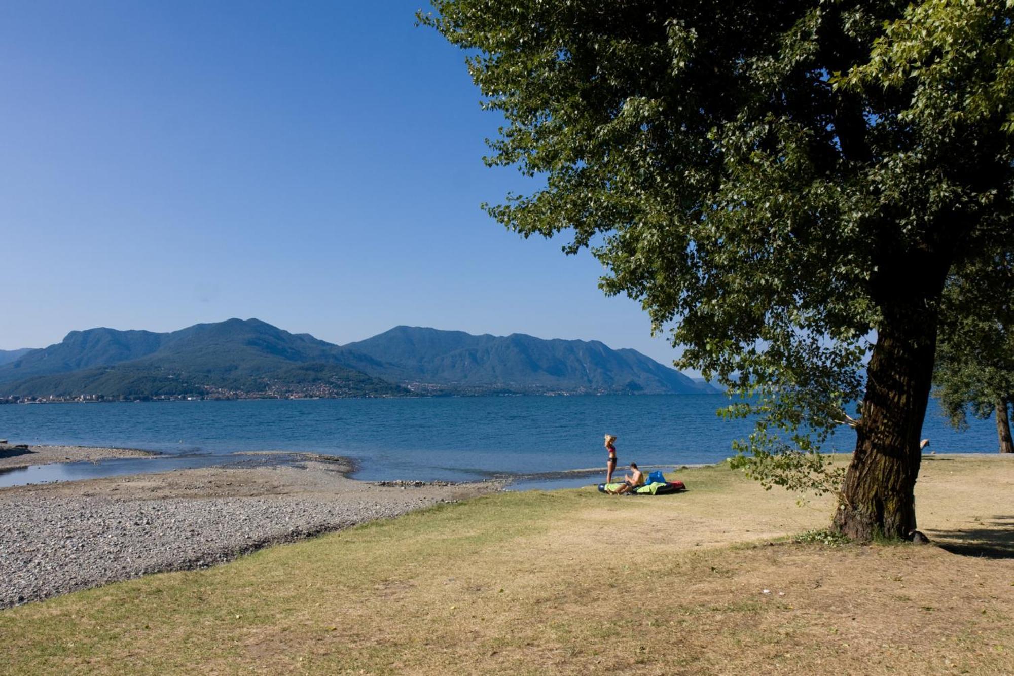 Casa Del Borgo "Aria & Acqua" Sul Lago Maggiore Maccagno 外观 照片