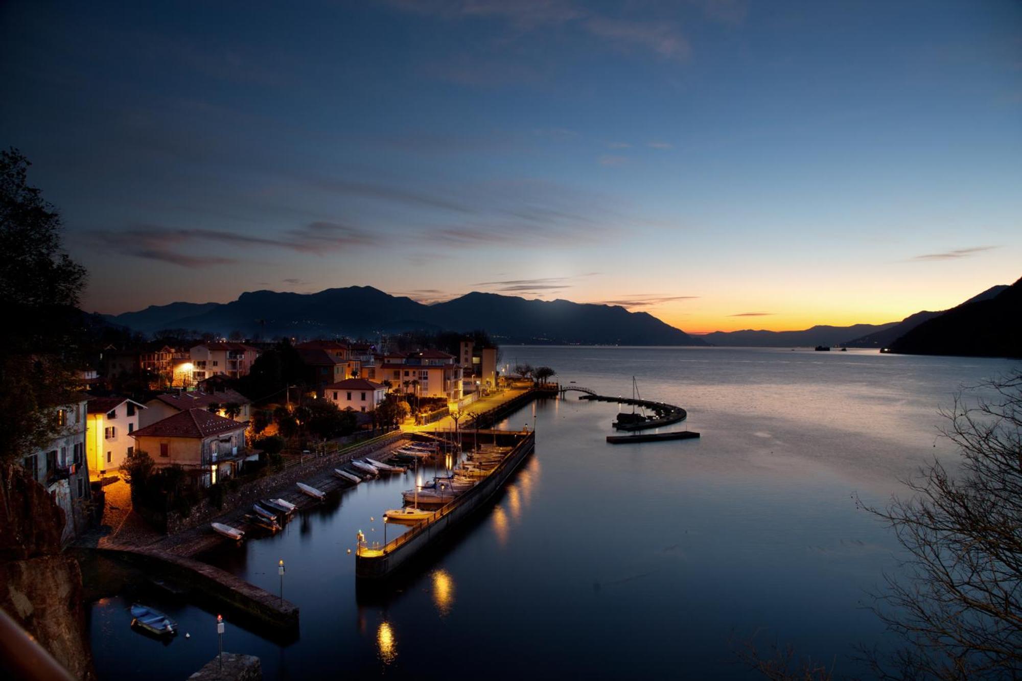 Casa Del Borgo "Aria & Acqua" Sul Lago Maggiore Maccagno 外观 照片